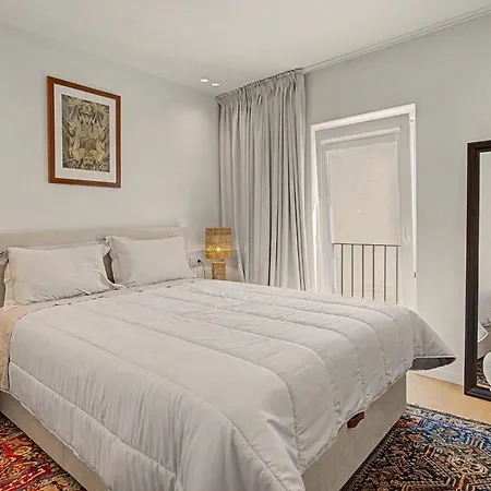 Bliss Apartment *
