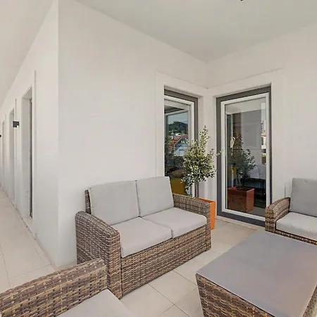 Apartment Bliss *